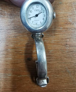srebrny zegarek