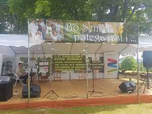 scena podczas uroczystości dnia seniora