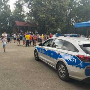 oznakowany radiowóz