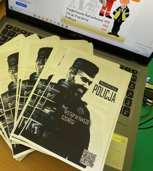 ulotki promujące zawód policjanta