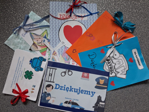 kartki z podziękowaniami od dzieci